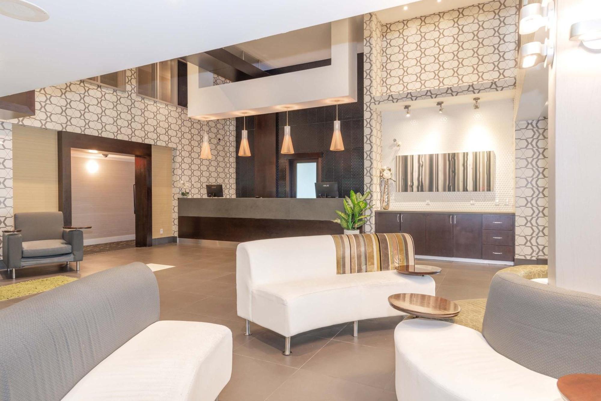 Sandman Hotel And Suites Abbotsford Eksteriør billede